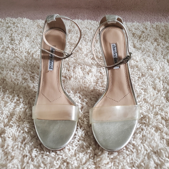 Auth CHARLES DAVID Silver & Transparent Sandals - Picture 4 of 6